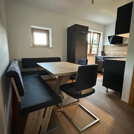 D'fidlerin Lägenhet
