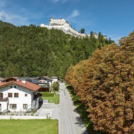 Panorama Mountain & Castle View D'fidlerin Salzburg Верфен