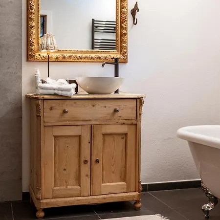 Panorama Mountain & Castle View D'fidlerin Salzburg * Werfen